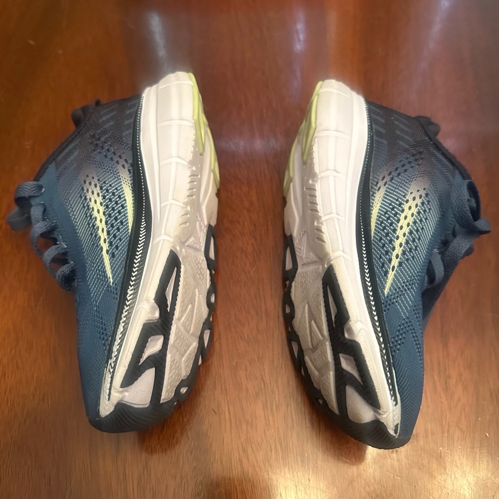 Kids Size 1 Blue and Black Athletic Shoes with Streamlined Design - Picture 3 of 5